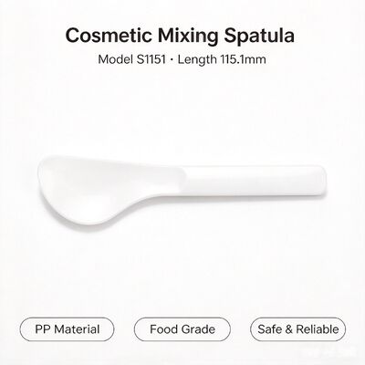 গুণমান  Food grade PP cosmetic spatula S1151, 115.1mm plastic beauty mixing scoop. Smooth curved head for mixing mask powder & applying skincare cream, ideal for beauty salon & home DIY skincare কারখানা