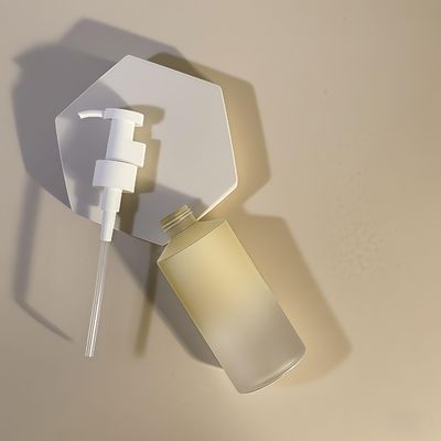 কসমেটিক প্যাকেজিংয়ের জন্য কাস্টমাইজযোগ্য লোগো প্রিন্ট সহ 300ml-500ml PET সিলিন্ডার-আকৃতির লোশন পাম্প বোতল