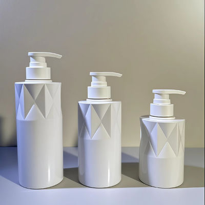 গ্লাস আকৃতির PET কসমেটিক বোতল প্রেস পাম্প এবং কাস্টম লোগো সহ, সর্বনিম্ন ৫০০০ পিস, ডেলিভারি ১৫-৩৫ দিন