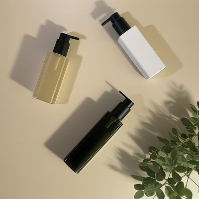 কাস্টম রঙের কসমেটিক ব্যক্তিগত যত্ন প্যাকেজিংয়ের জন্য প্রেস পাম্প সিলিং সহ পিইটি প্লাস্টিকের বর্গাকার বোতল