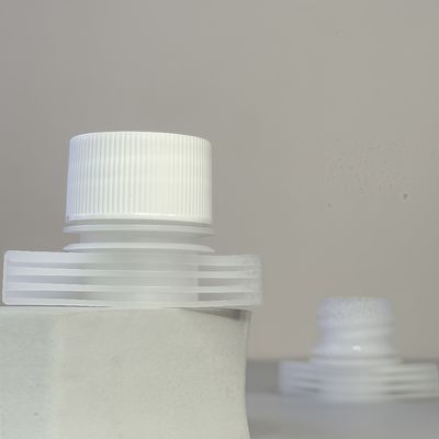 22 মিমি পিই প্লাস্টিকের খাদ্য গ্রেড পোর্টেবল এবং টেকসই স্ক্রু ক্যাপ স্পুট ঢাকনা ফয়েল ঢাকনা সঙ্গে বিয়ার প্যাকেজিং জন্য পোর্টেবল স্পুট পকেট